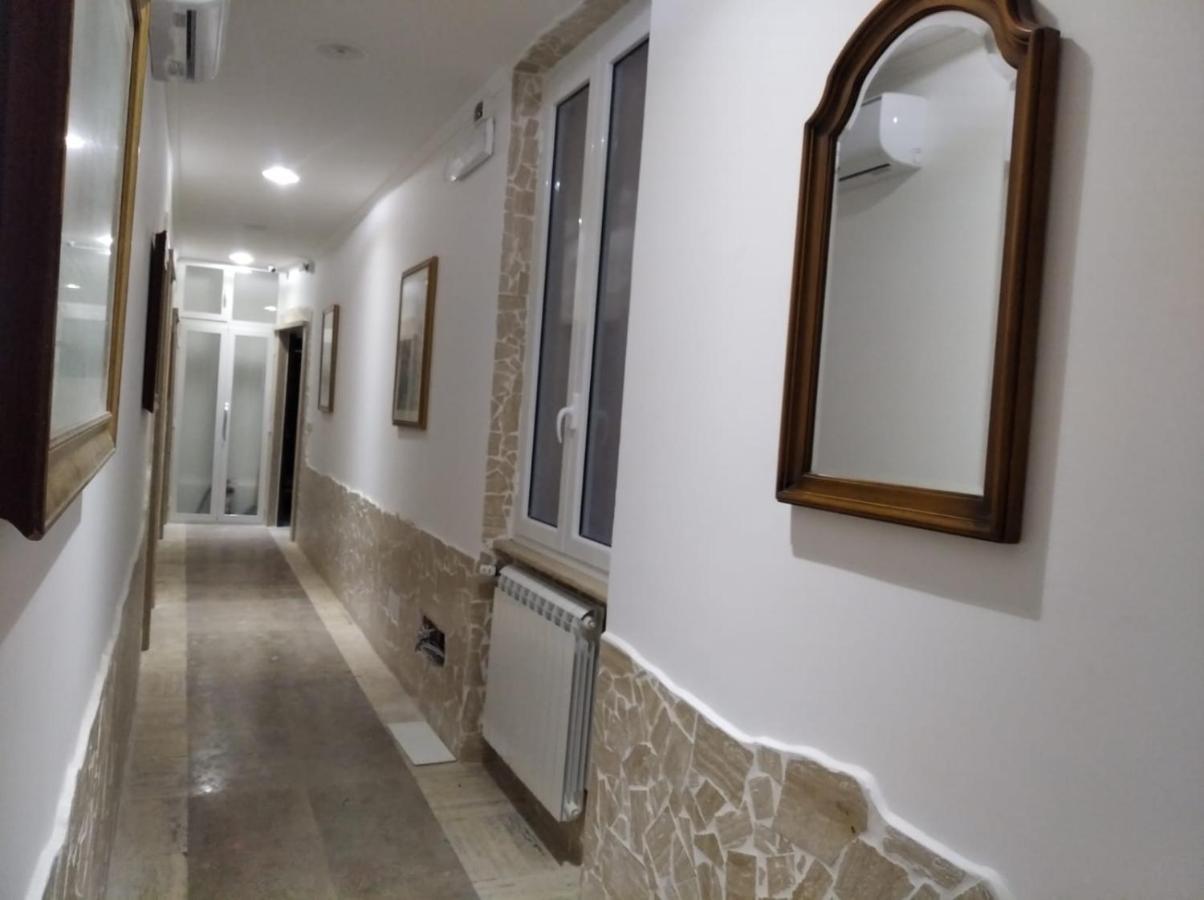 Готель Barone House Рим Екстер'єр фото