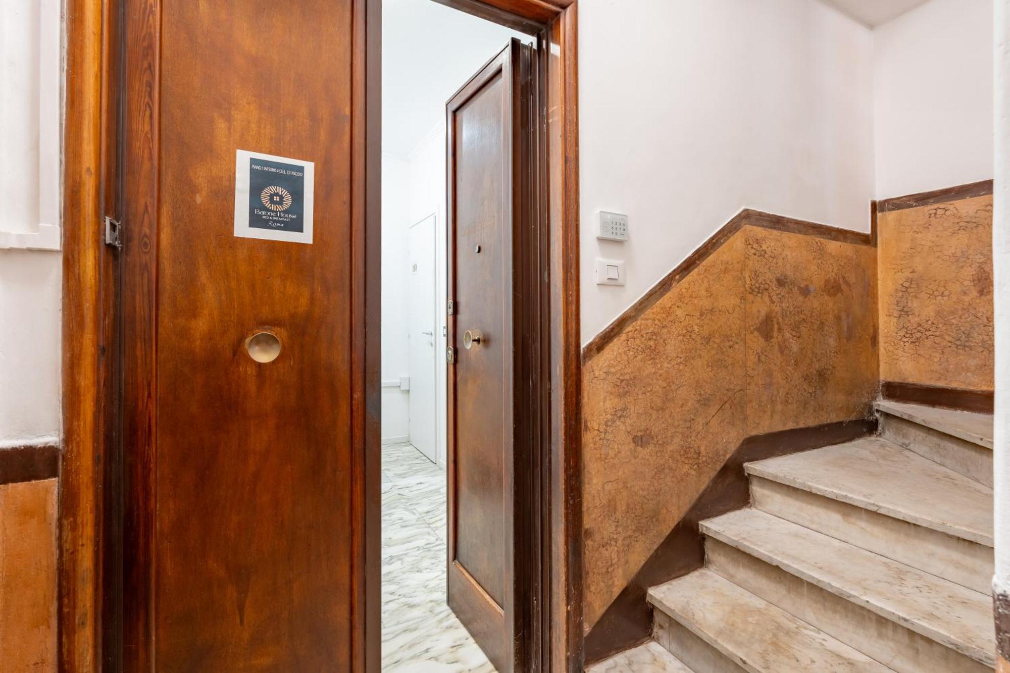 Готель Barone House Рим Екстер'єр фото